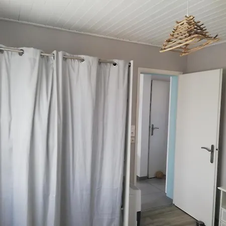 Maison 2 Sur Terrain Clos Proche Дом отдыха *