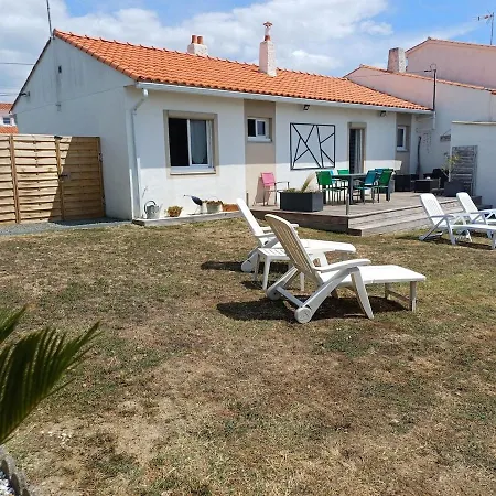 Maison 2 Sur Terrain Clos Proche Дом отдыха Сент-Илер-де-Рье
