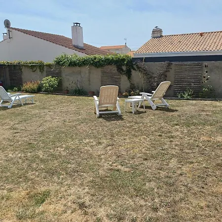 Maison 2 Sur Terrain Clos Proche Сент-Илер-де-Рье