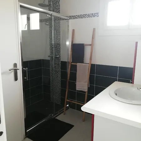 Maison 2 Sur Terrain Clos Proche